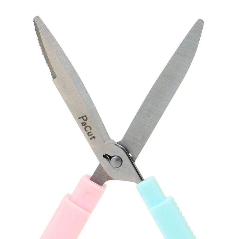 My Melody Checkered Portable Scissors