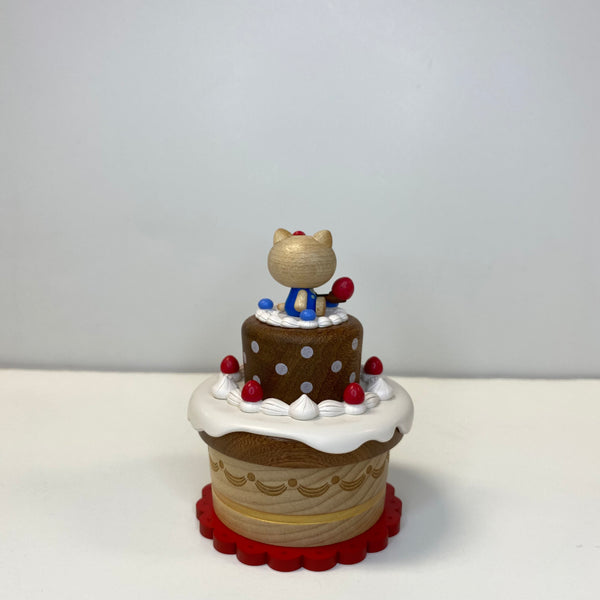 Hello Kitty Wooden Music Cake